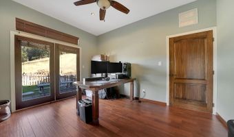 1560 Pinto Dr, Angels Camp, CA 95222