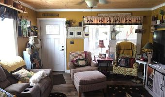 48 Fisher St, Andrews, NC 28901