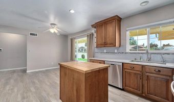 1209 Rosewood Ave, Camarillo, CA 93010