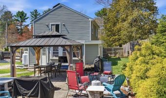 48 Overlea Rd, North Smithfield, RI 02896