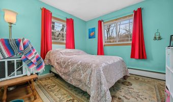 3 Mary Ann Dr, Danbury, CT 06811