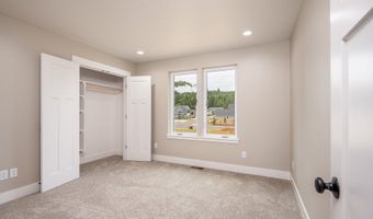 24869 WESTFIELD Ave, Veneta, OR 97487