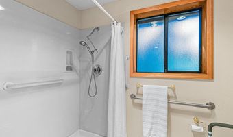 1042 Oak Knoll Dr, Ashland, OR 97520