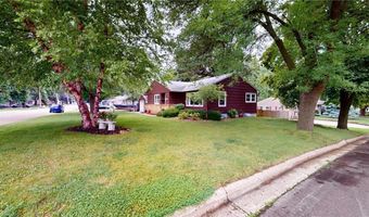 1402 W Clark St, Albert Lea, MN 56007