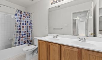 2004 GOLDEN MORNING Dr 30, Bowie, MD 20721