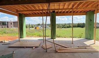 2604 NE Waterfall Ave, Bentonville, AR 72713