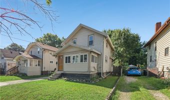 912 Hunt St, Akron, OH 44306
