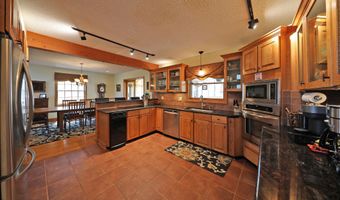 55 Mallard Dr, Becket, MA 01223