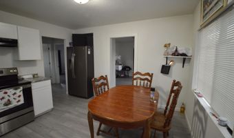 817 819 W 9TH St, Cheyenne, WY 82007
