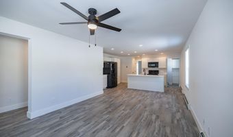 17 Streamside Dr, Auburn, ME 04210