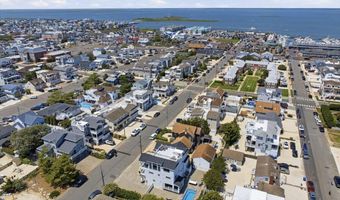 115 9TH St, Beach Haven, NJ 08008