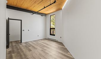 210 S Hamilton St, Madison, WI 53703