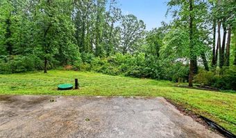 1184 Flamingo Dr, Austell, GA 30168