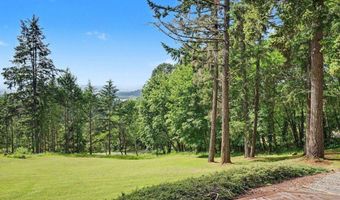 22475 SE Royal Anne Dr, Amity, OR 97101