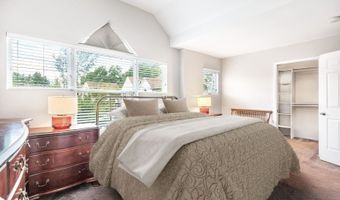 23 Bristol Ct 23, Bayonne, NJ 07035