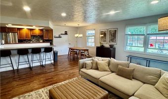 1899 Woodgate St, Austintown, OH 44515