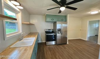 406 S Congress Pkwy, Athens, TN 37303
