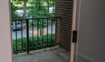 3376 WOODBURN Rd 24, Annandale, VA 22003