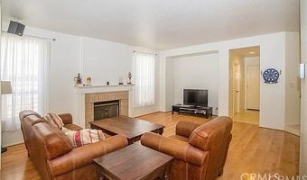 823 S Parkglen Pl, Anaheim, CA 92808