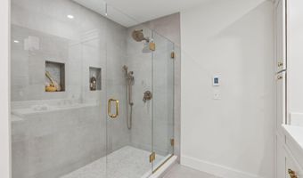 52 Jasper Ln, Arundel, ME 04046