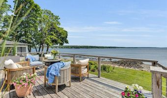 48 Ocean St, Belfast, ME 04915