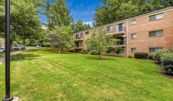 10619 KENILWORTH Ave 202, Bethesda, MD 20814