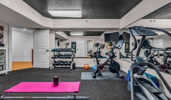 4075 NW CAMALA Dr, Albany, OR 97321