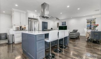 215 E Oakview Rd, Asheville, NC 28806