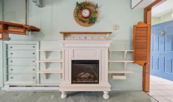 614 Pocasset Ct, Warwick, RI 02886