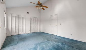 51 River Front Dr 3, Manchester, NH 03102