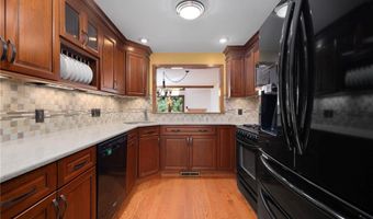 80 Fisher Rd 73, Cumberland, RI 02864