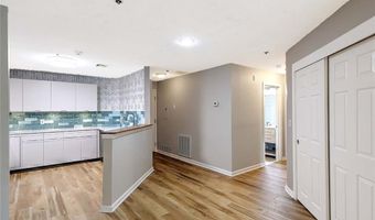 2 School St 334, Lincoln, RI 02802