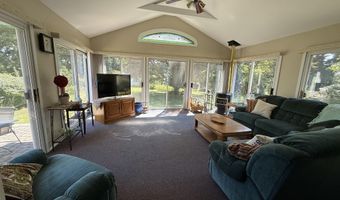 125 Curve Hill Rd, Cheshire, CT 06410