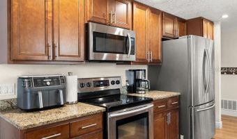 878 EVERGREEN Ave, Altamonte Springs, FL 32701