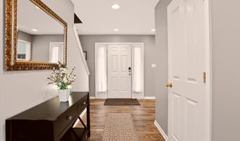 1555 Connemara Rd, Indianapolis, IN 46217