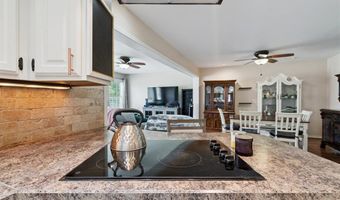 8008 NW 27th St, Bethany, OK 73008