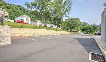 270 FRIEDENSBURG Rd, Reading, PA 19606
