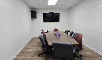 350 W North Ave, Addison, IL 60101