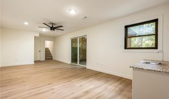 1 Adams Ln, Bella Vista, AR 72715