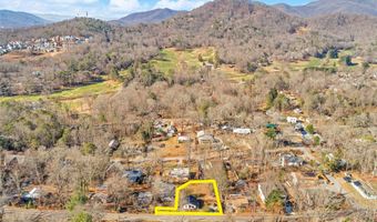 715 Rhododendron Ave, Black Mountain, NC 28711