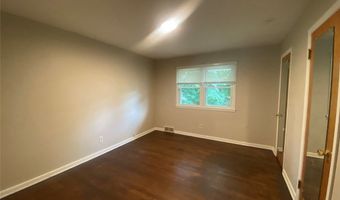 456 Sunset View Dr, Akron, OH 44320