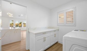 2808 Crown Ridge Dr, Las Vegas, NV 89134