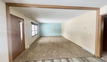 2220 SE 12th Ave, Aberdeen, SD 57401