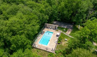 8 Rose Ln 18-10, Danbury, CT 06811