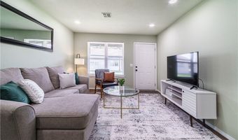 1304 SE C St, Bentonville, AR 72712