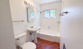 700 Dakota St SE, Albuquerque, NM 87108