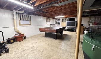 91 Ridgeway Rd, Cranston, RI 02920
