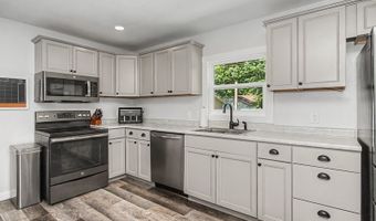1421 Stafford Ave, Ames, IA 50010