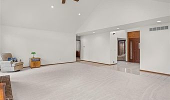 7236 Bluebill St, Algonac, MI 48001