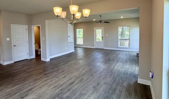 759 Bay Breeze Dr, Biloxi, MS 39532